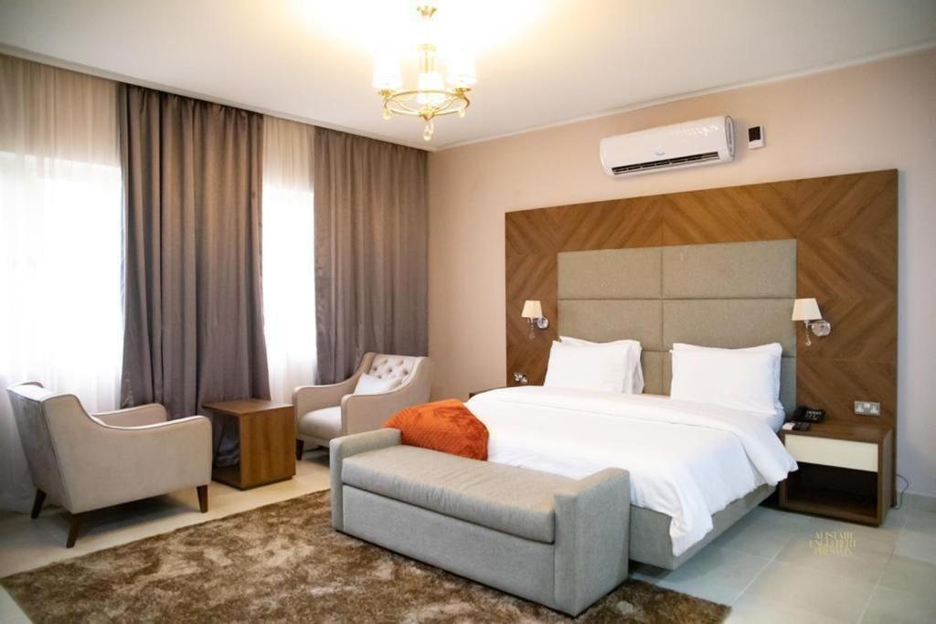 Metro Apartments Лаґос Екстер'єр фото