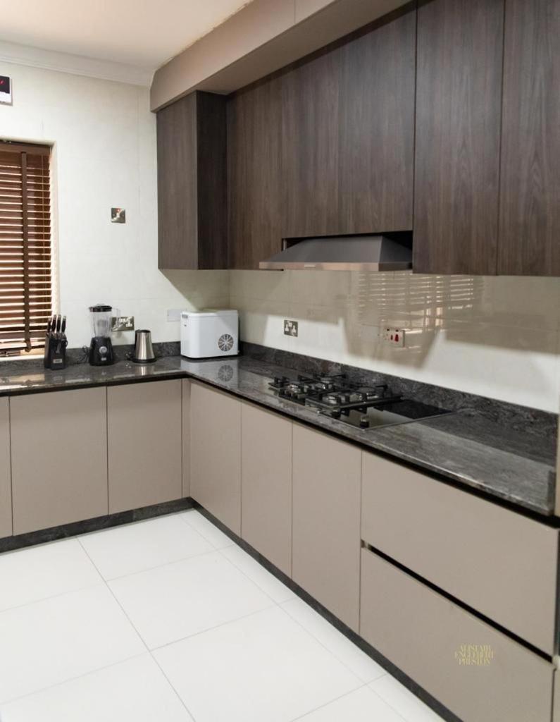 Metro Apartments Лаґос Екстер'єр фото